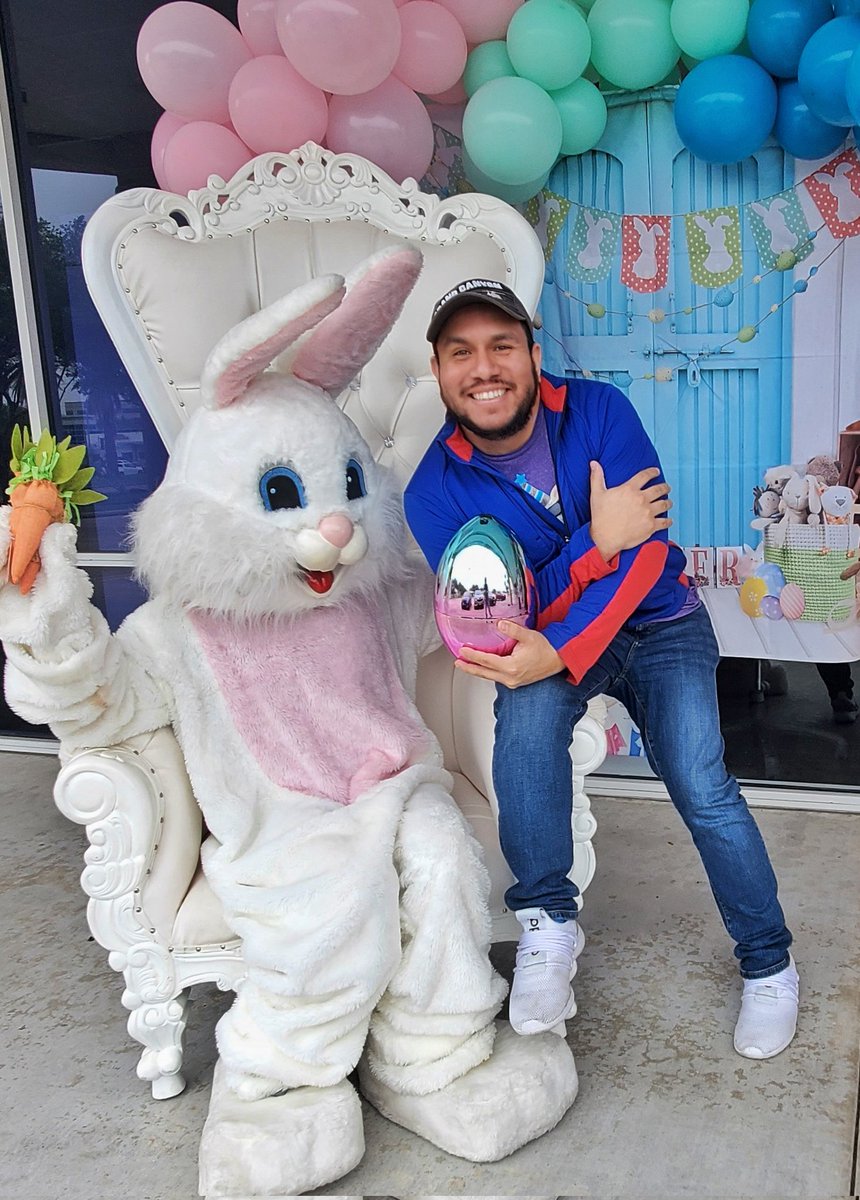 pierrcastillo's tweet photo. Happy #Easter 2023! From @bravopartyshop &amp; @topstarcompany https://t.co/rEtd26rUry