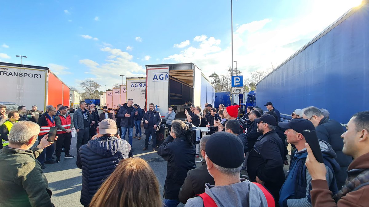 Alexander Schweitzer tweet media