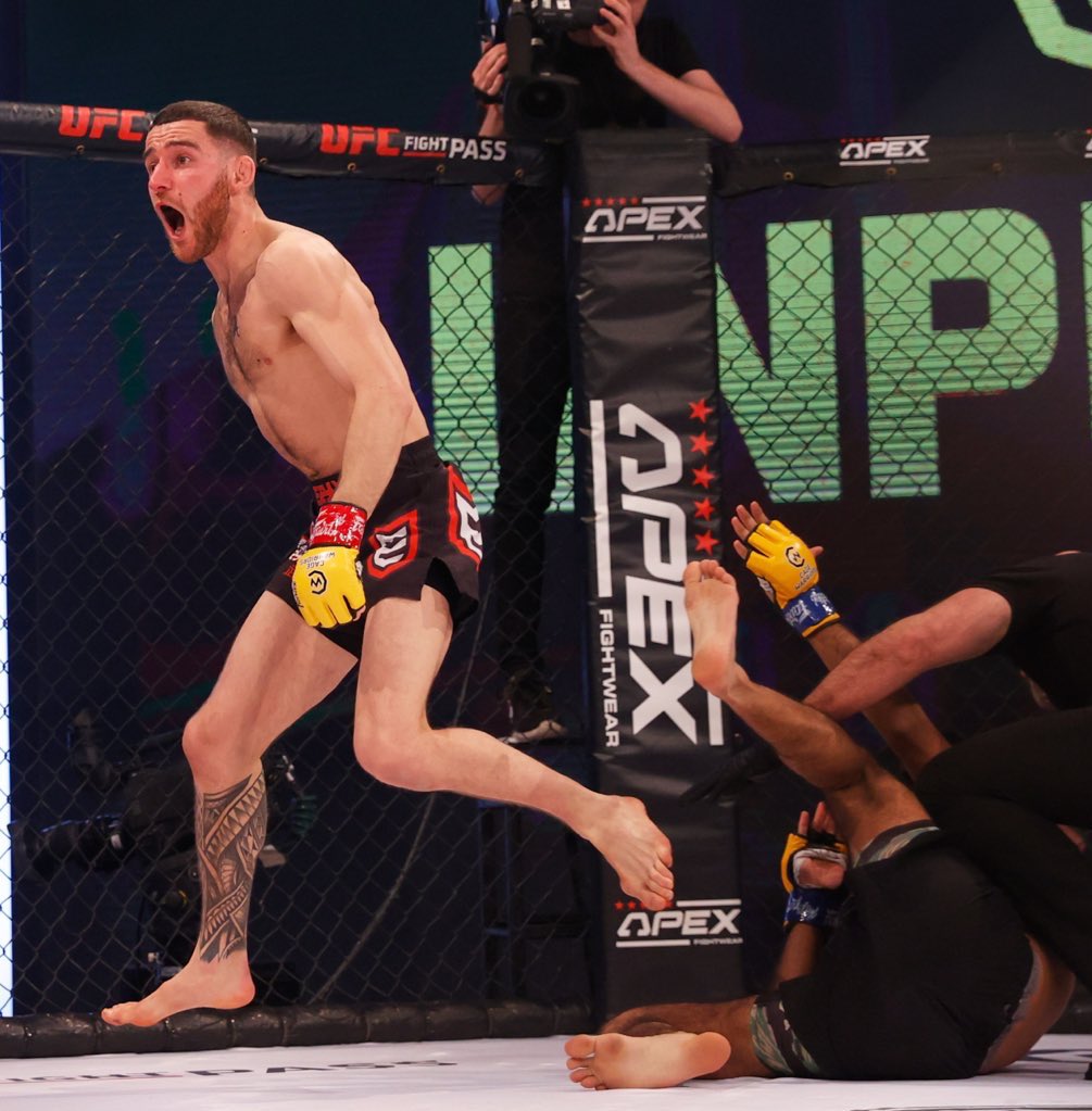 CageWarriors's tweet photo. March 24th - Makes history with lightning-fast knockout ⚡️
April 8th - Ties the knot 💍

Congratulations to @SamKellyMMA on an unforgettable couple of weeks 👏 https://t.co/JOXYOpxyxv