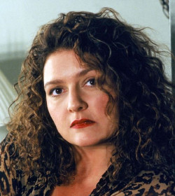 uncle_june's tweet photo. Pete Davidson is now dating Janice Soprano, as confirmed by TMZ. When asked about the age difference, Janice claimed "he can go all night". https://t.co/MEfAgksAoX