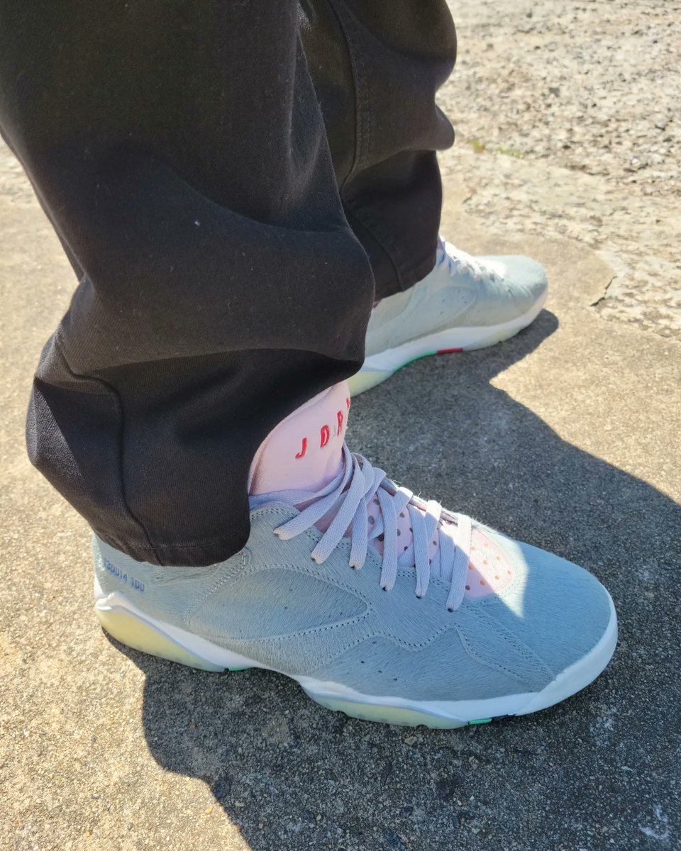 BEST_PURYEAR's tweet photo. #EASTERKICKS GO!!!
#THRED
#SNEAKERTHRED https://t.co/fd0DkhFLN5