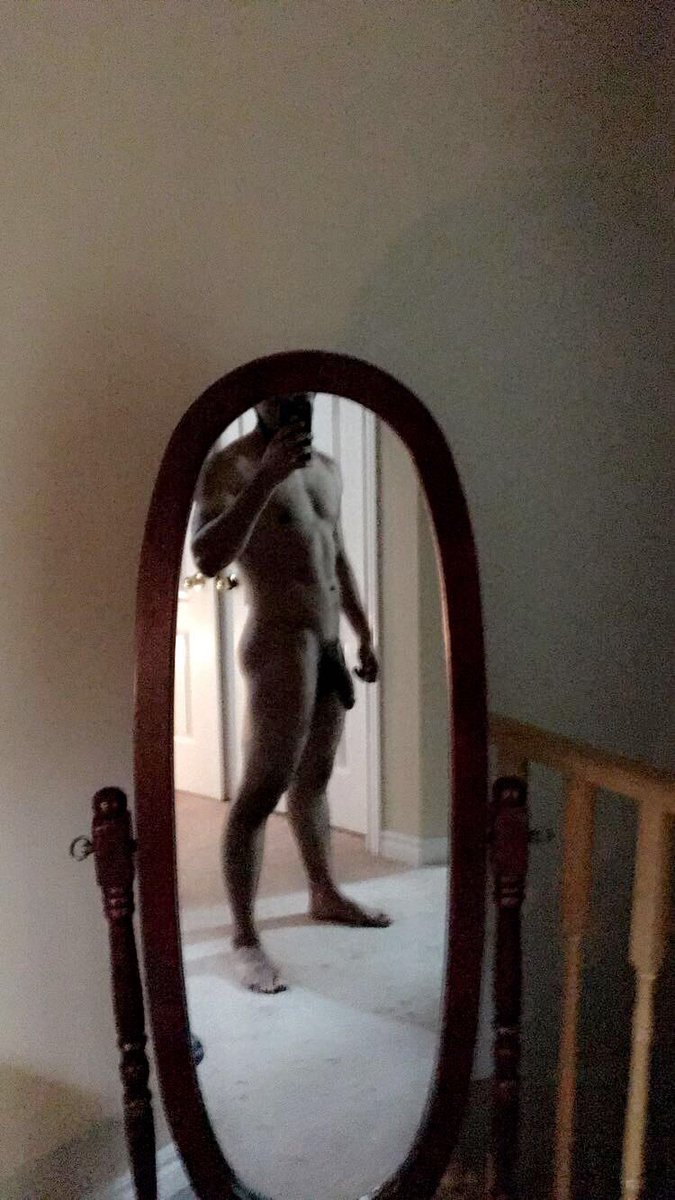 HungOntarioMan's tweet photo. @barbiedrippyyyy #bimen #bidude #OFmen #hung #bigdick #torontomen https://t.co/jmrmW6ysQE