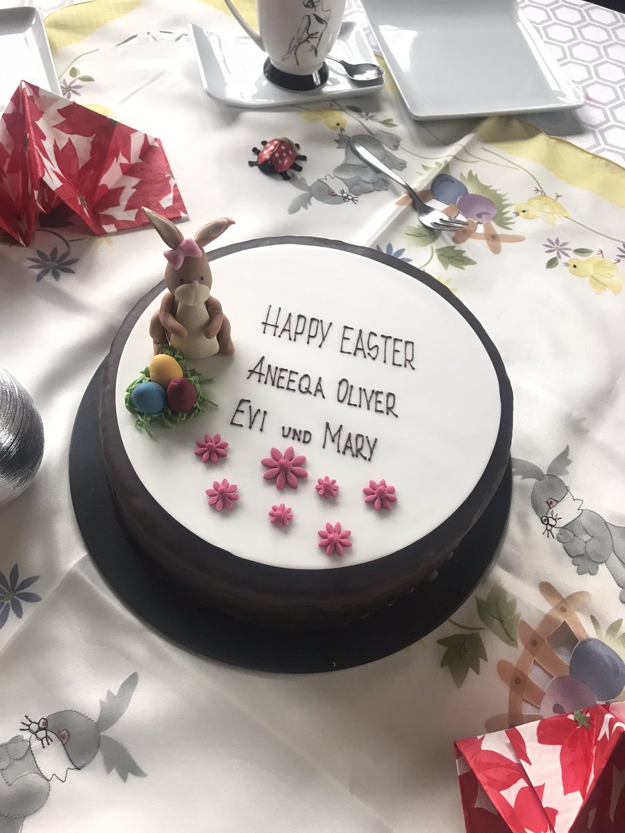 Happy Easter from my family to yours! #ostern #Auferstehung #Familie #Dahoam