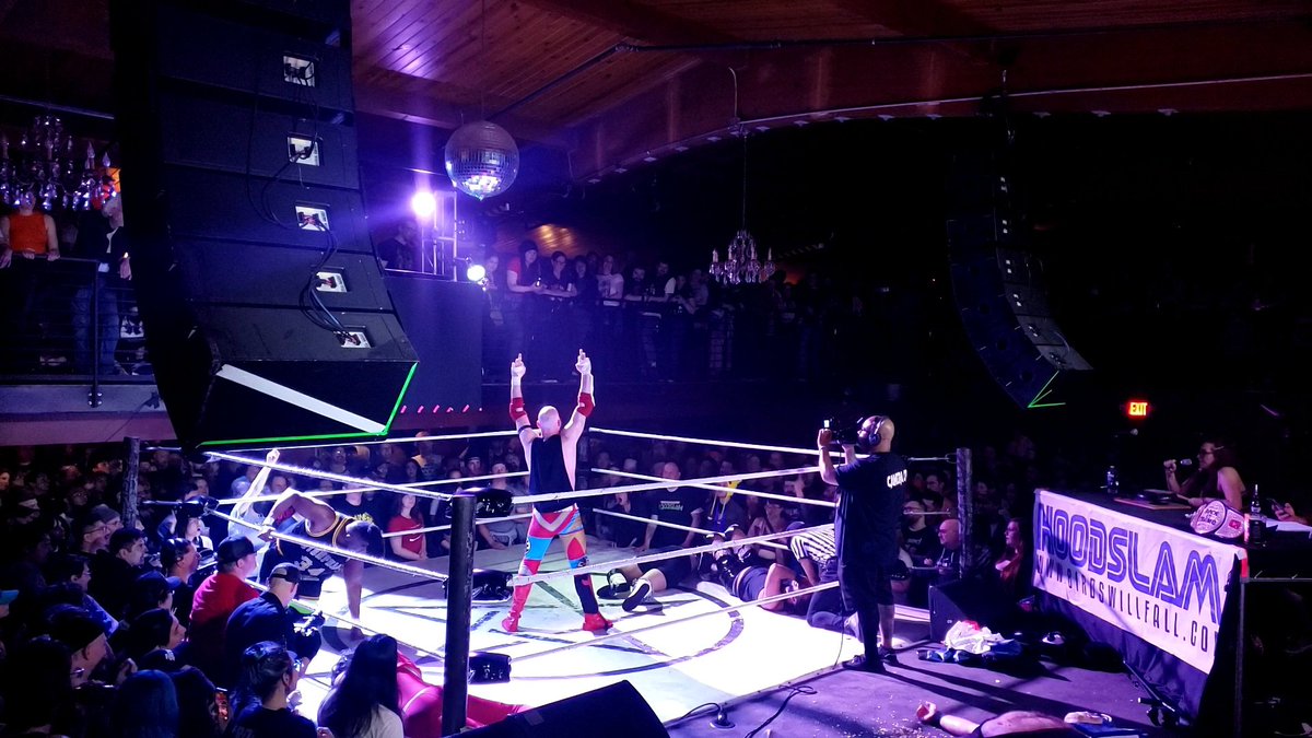 THE_KennyK's tweet photo. Einen fantastischen Abend in Oakland für #HOODSLAM #FallenIdols
Wir sin das #Squaad und wir bringen die Hitze 🔥
#newgearwhodis https://t.co/E7tSD1elBQ