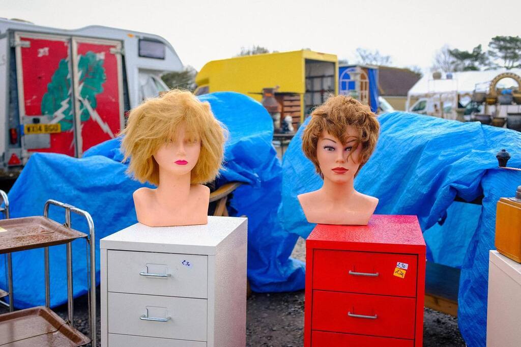 Heads, tails and a miniature railroad / Antique Market, Shepton Mallet / March 2023 / Fujifilm X100F / #madewithfuji #fujifilmxseries #x100f #fujix100f #antiquefair #sheptonmallet #bathandwestshowground instagr.am/p/Cq0v_gptOYO/