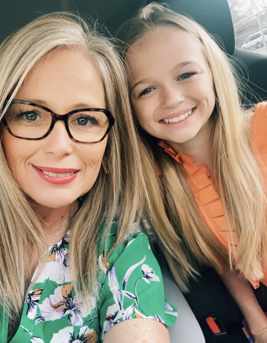 emileeneagle's tweet photo. Easter Sunday is always so special to me. So thankful that Jesus died for my sins and rose again!  Missing my Zayne today!!! #HeIsRisen https://t.co/Y1ofAyAIvu