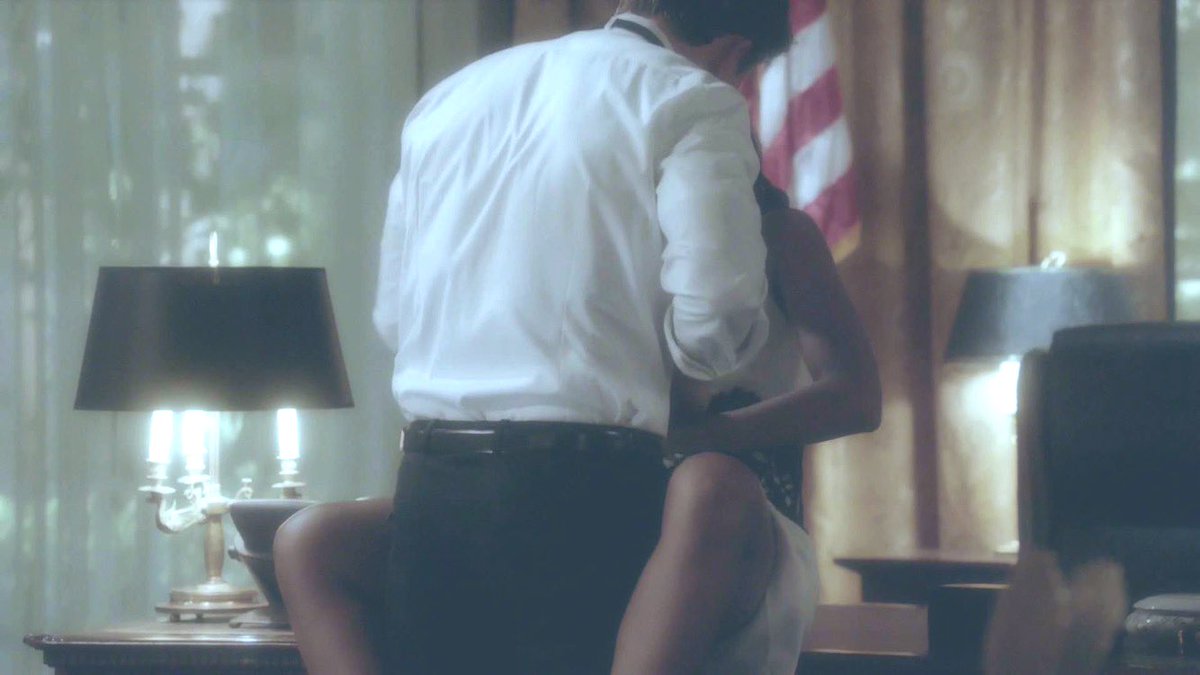 scandamonium's tweet photo. This scene and these two remain undefeated. #olitz #booandbae #scandal #chemistry #thegreatest #tonygoldwyn #kerrywashington #deskgate #mybabies #soulmates #love #electric https://t.co/BDnOMbwXGC