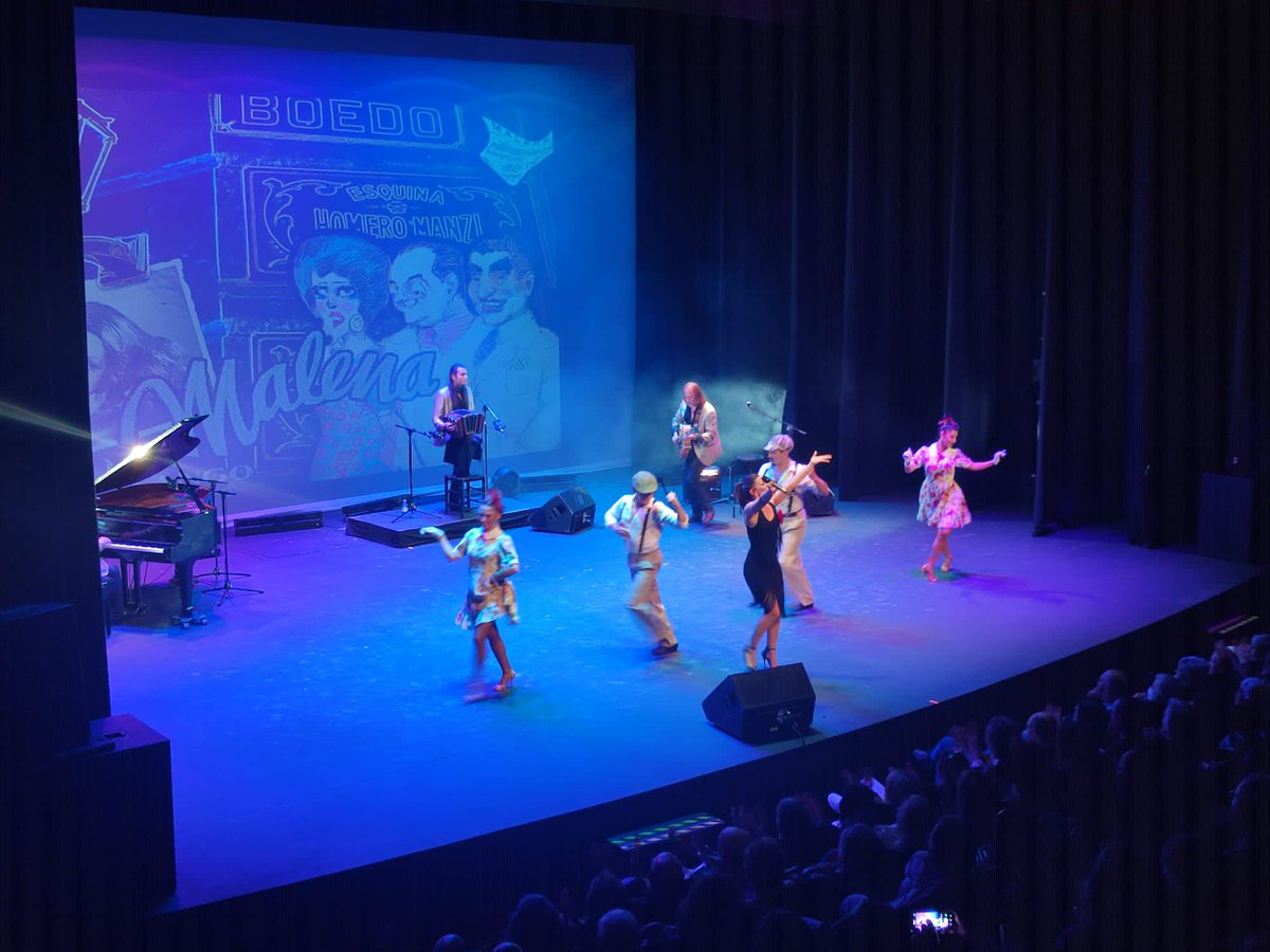 AytoFuenlabrada's tweet photo. La Porteña Tango ha sido la protagonista este domingo en el escenario del Teatro Tomás y Valiente.

La Porteña Tango celebra sus 15 años de trayectoria con un concierto muy especial. https://t.co/B0pc9si8pq