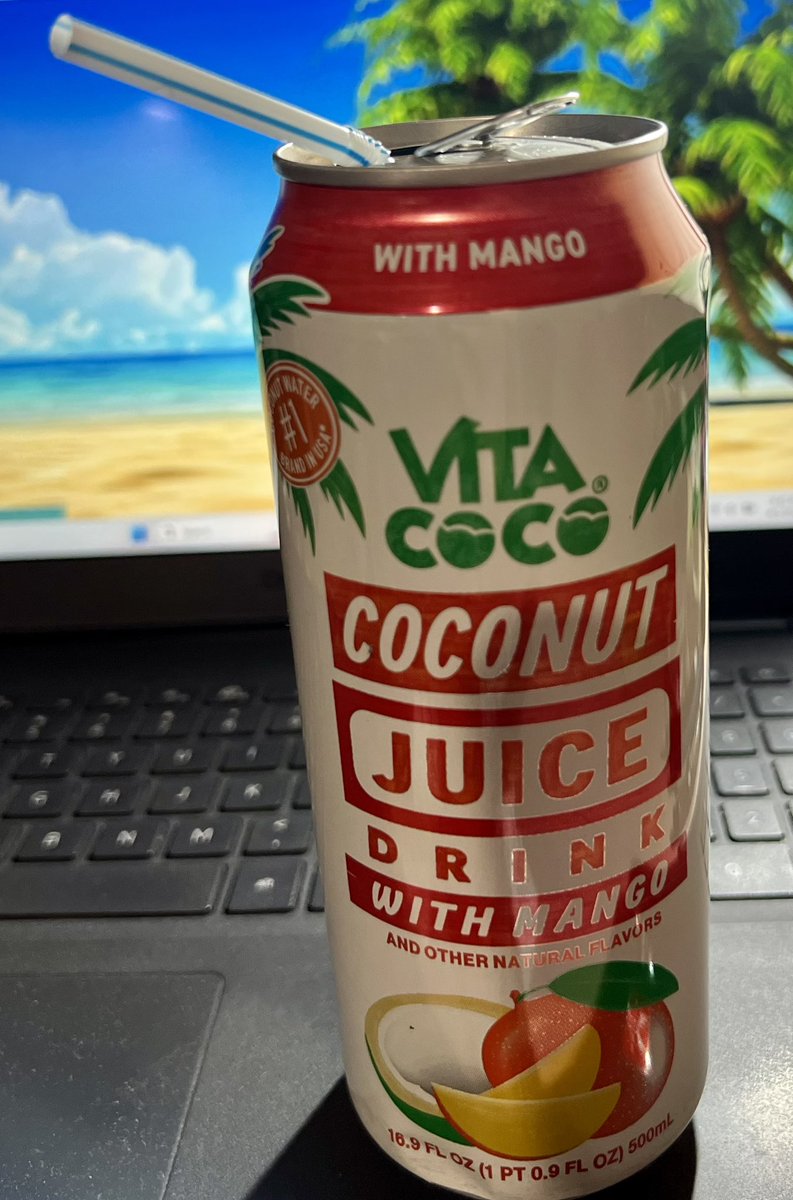 bbitesph's tweet image. Refreshing! 🧉

Coconut and mango together tastes great, a healthy choice of a drink and a great option to  help hydrate! @VitaCoco  #coconutdrink