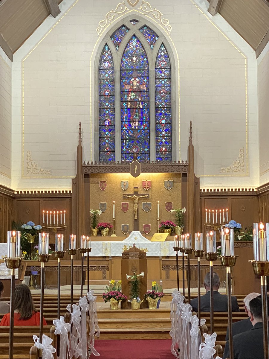 He is risen! Happy Easter!