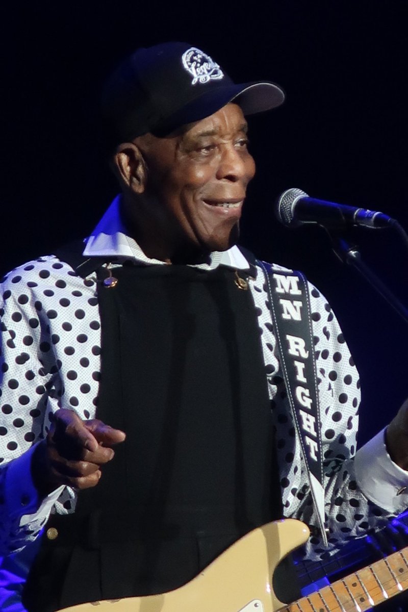 Piera Alessio tweet media