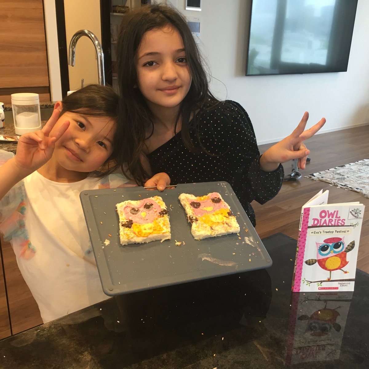 ASIJESShowcase's tweet image. #books2eatasij