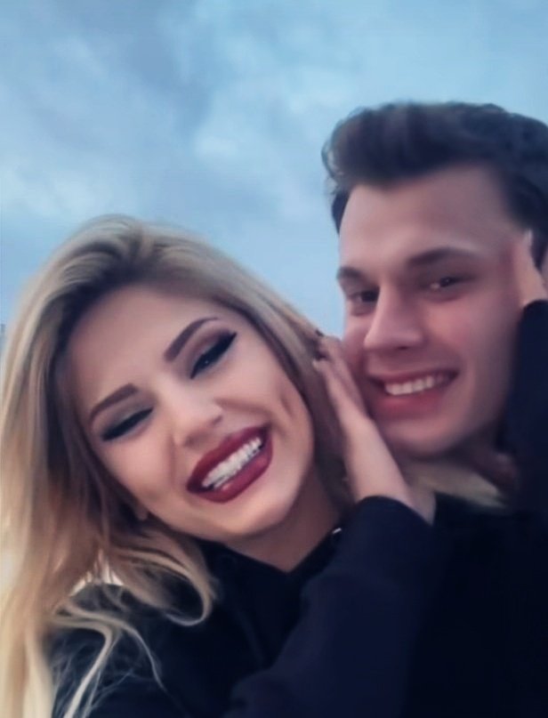 ke32000838's tweet image. 💫#aytol