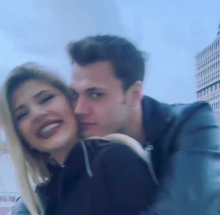 ke32000838's tweet image. 💫#aytol