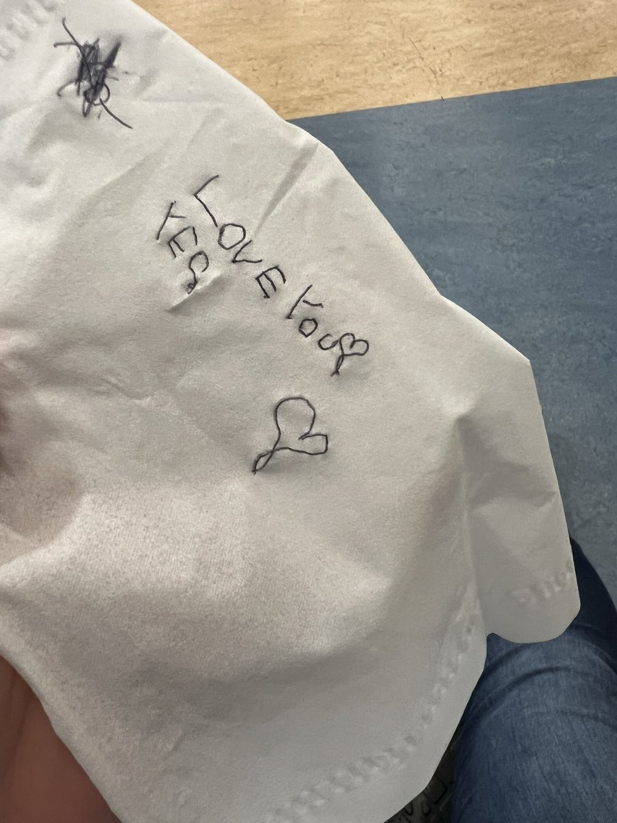 Liz_S_Castillo's tweet photo. When a student you’ve been working on their writing with finally shows you how she wrote something all on their own, you treasure it 🥹❤️ @OgleElem https://t.co/5MsCymBN9B
