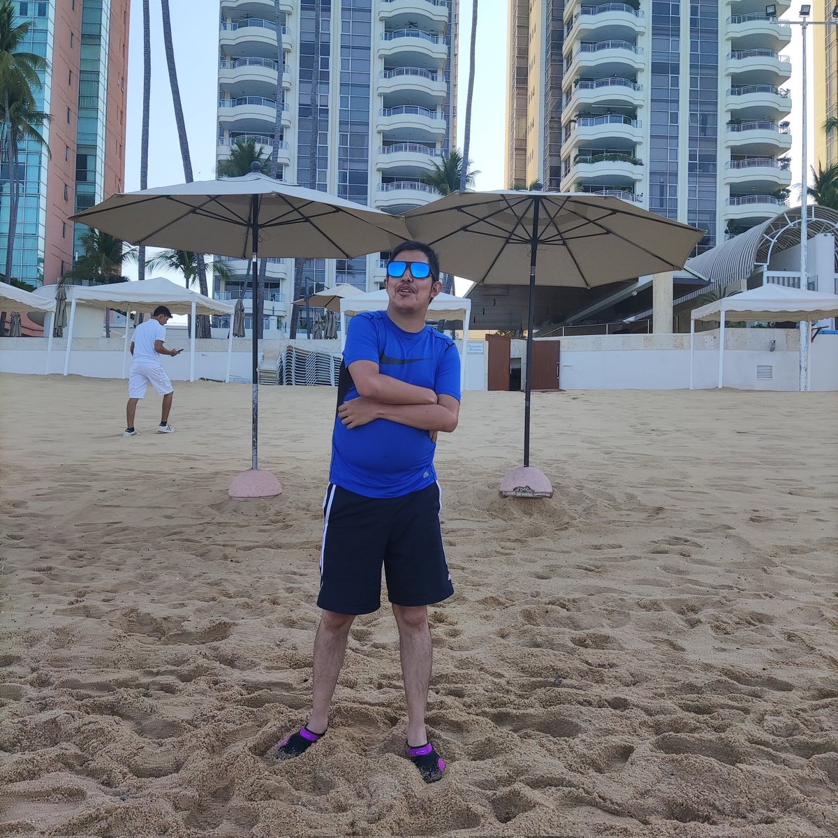 pongonzalez's tweet photo. #NuevaFotoDePerfil https://t.co/dqs3ynAOJY