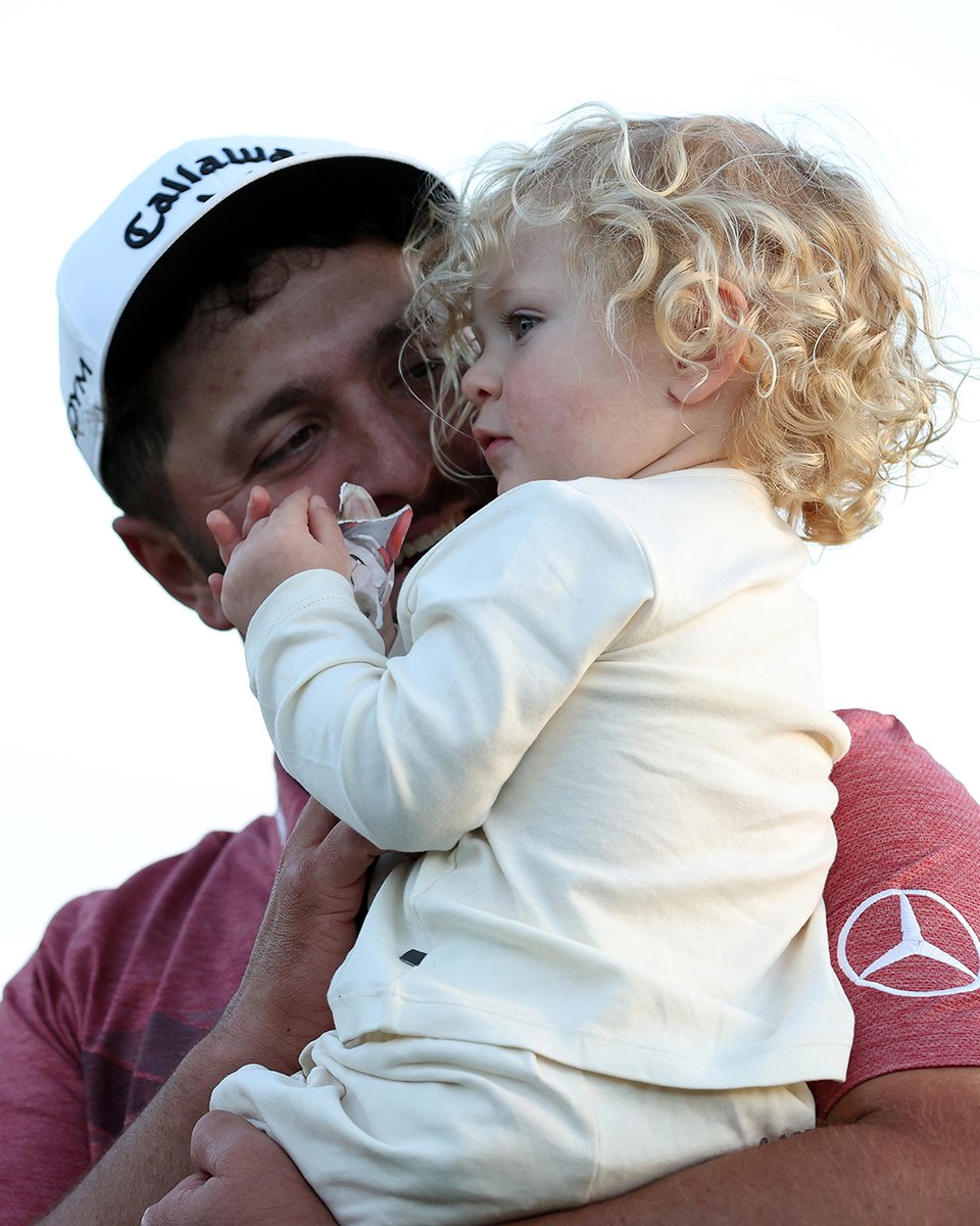 PGA TOUR tweet media