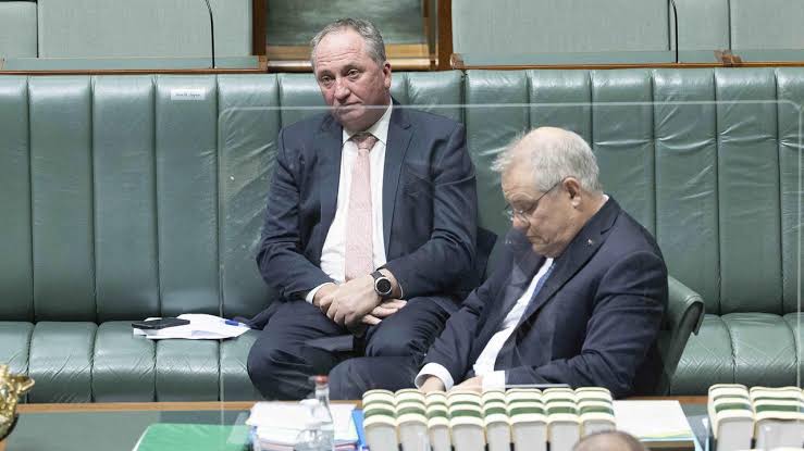 #BarnabyJoyce, MrDroughtEnvoy,  in a text said he’d never trusted #ScottMorrison, & thought him a hypocrite & a liar 

Unsurprisingly that didn’t stop him enabling Morrison, via TheCoalition, to be PM

There’s a word for that action.

#LNPToxicNastyParty 
#LNPNeverAgain 
#auspol