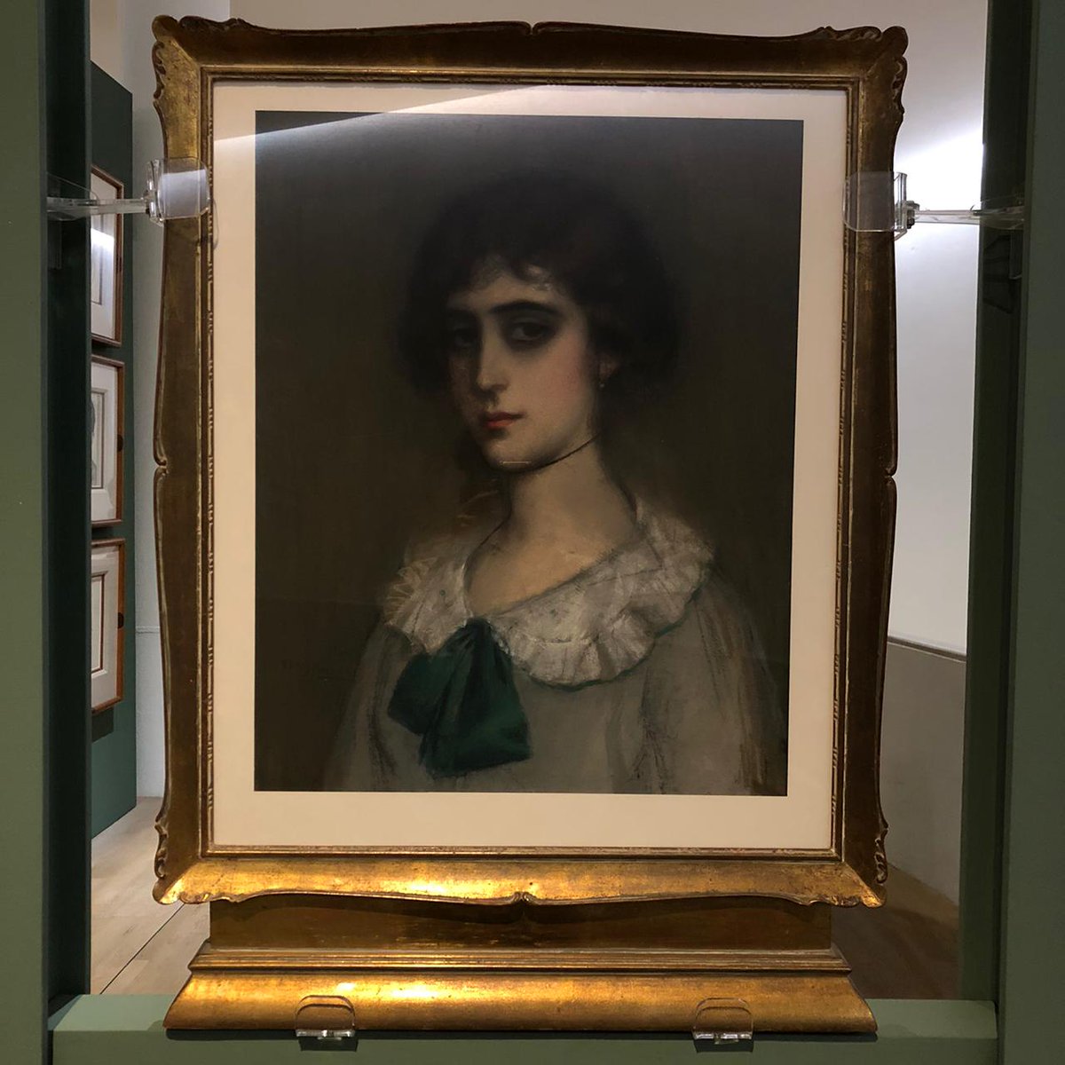 DanielF74364293's tweet photo. Annabel Lee 💙✨🐢 - 1849 y 1987 https://t.co/v94VUk6Hdi
