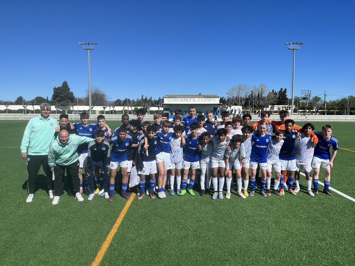 izzytraining's tweet image. Amazing week in Spain with my 2009s, playing Schalke 04 in the group stage and winning the silver bracket of Mundialito