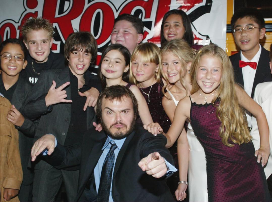 SuperNiceONline's tweet photo. Jack Black a great meeting with the guys from the "School of Rock" for the 20th anniversary. We like to play. I can't wait to see all these adults and play Rock and Roll again. 🤘🏻😎 https://t.co/Vvy30j3nPh