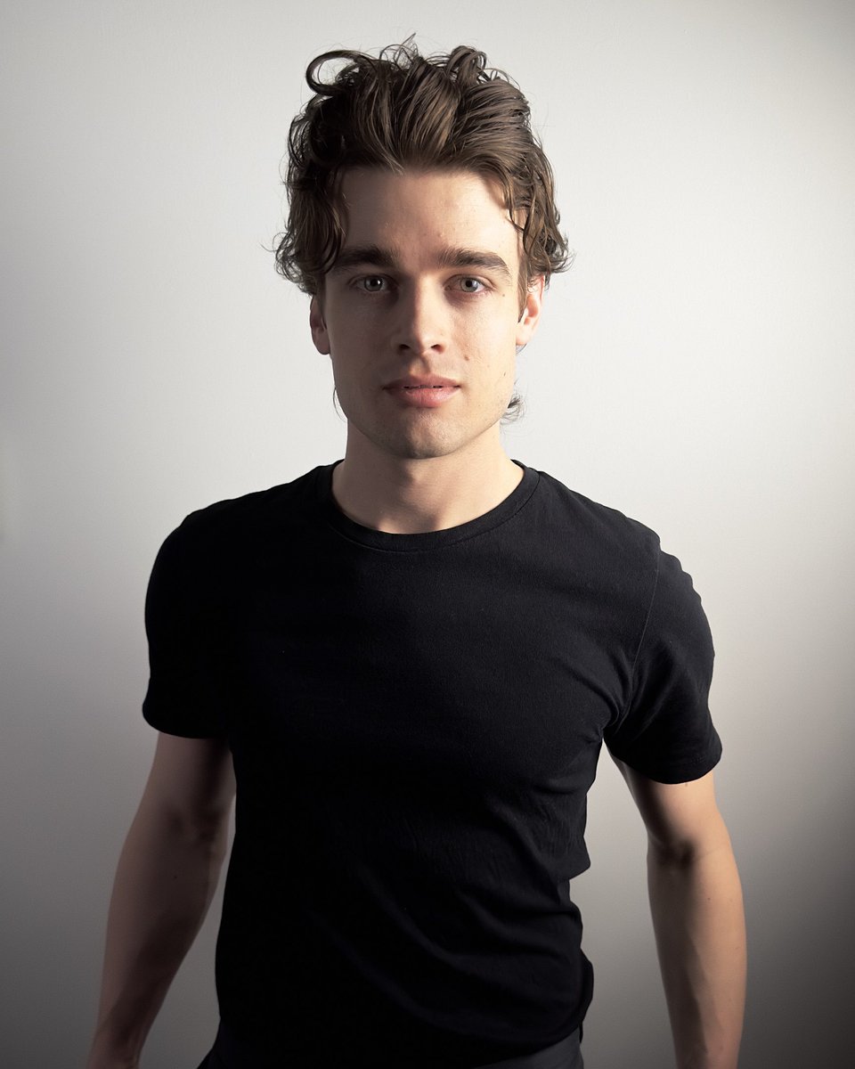 austinfalk's tweet photo. spring twenty three part i https://t.co/Lpw2t1vRZM