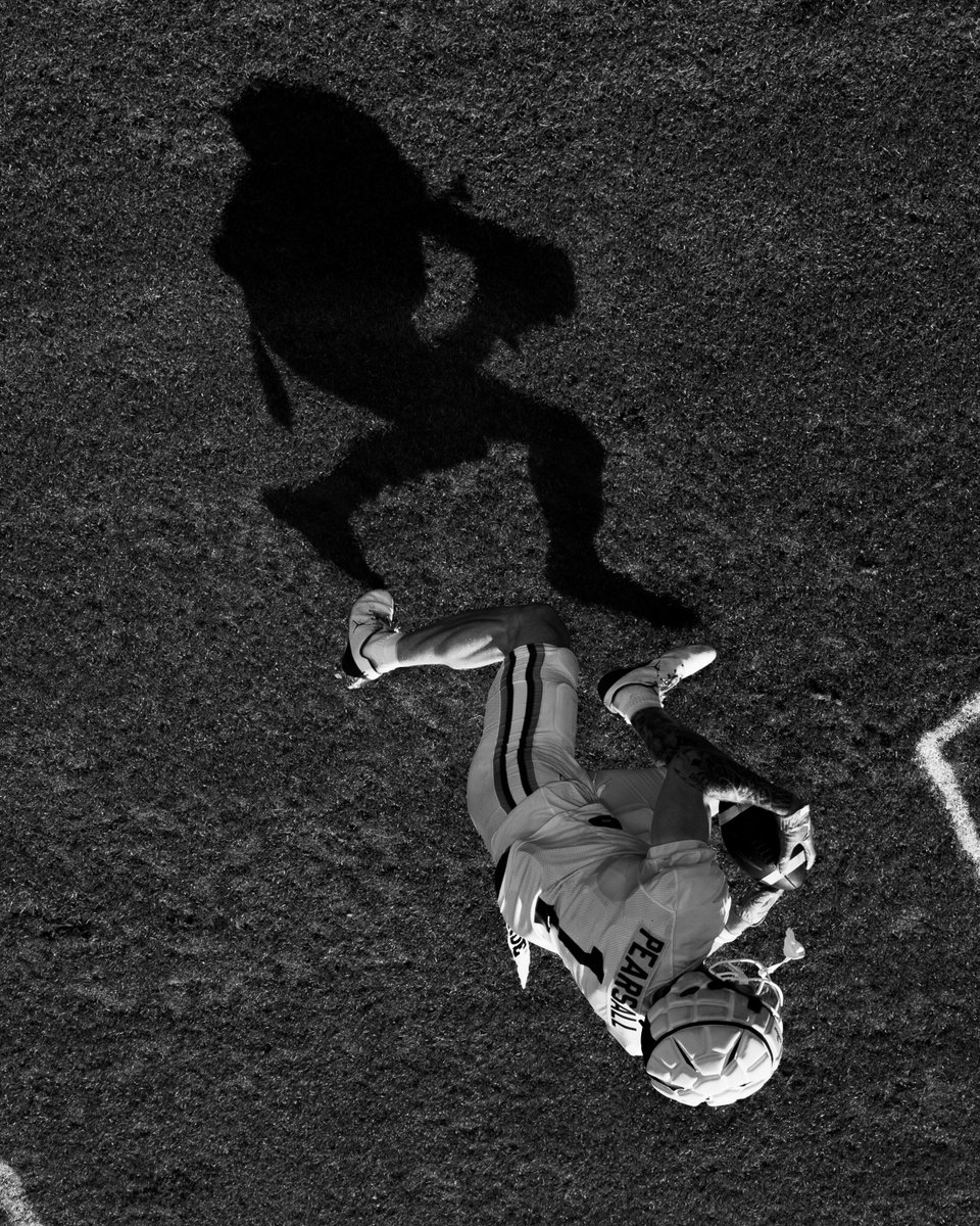 JordanHerald5's tweet image. Football from different perspectives. 📸🐊