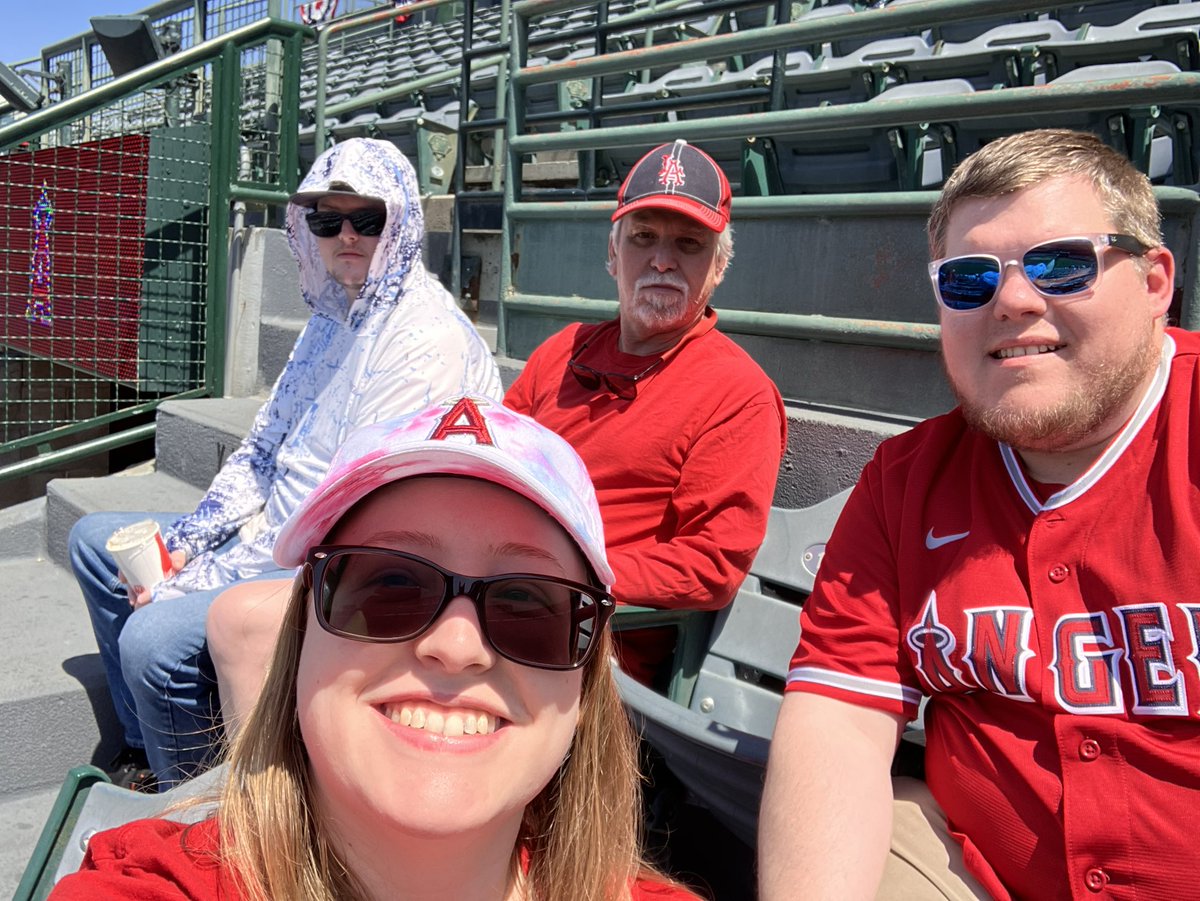 Jsizzle2494's tweet photo. Easter Sunday at the big A! #gohalos https://t.co/NECRj4EahY