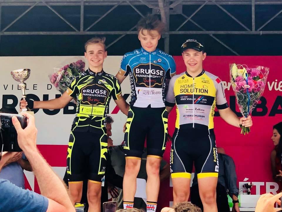 oscarchambo's tweet photo. 3 podiums from 4 starts at Roubaix 🥇🥈🥉 Something about this race I love https://t.co/kU7RYTXrbg