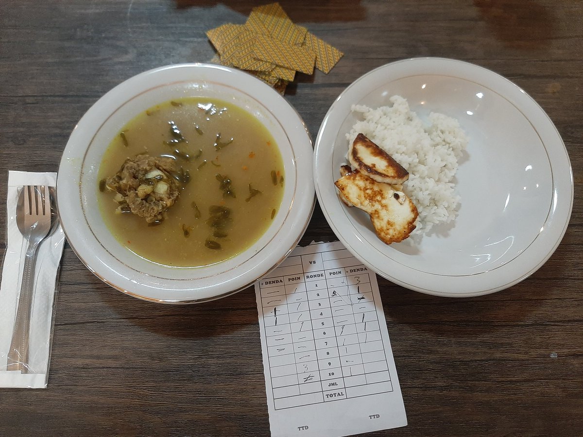 sahur bersama 

#PluzNote - sahur bersama pluz pluz. 
sahur bersama orang orang massenrempulu (maspul) khususnya tanah doery pluz pluz. 
tentunya dengan menu khas tanah doery, nasu cemba pluz dangke pluz pluz. 
#NasuCemba 
#Dangke 
#Massenrempulu 
#Maspul 
#Doery 
#Sahur
#Ramadan