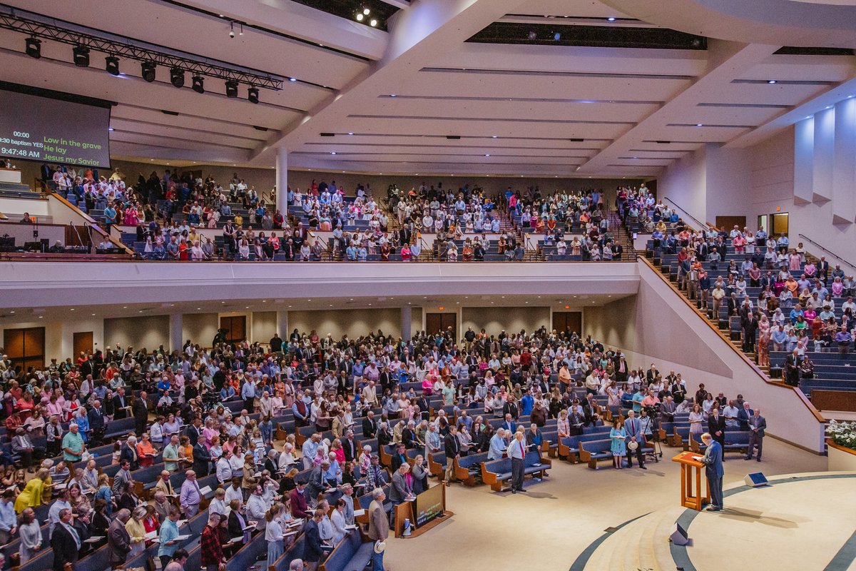 olivebaptist's tweet photo. What an incredible day in the House of the Lord! 
We loved celebrating Christ's resurrection with you! 🙌 https://t.co/C5JKLuzsJ1