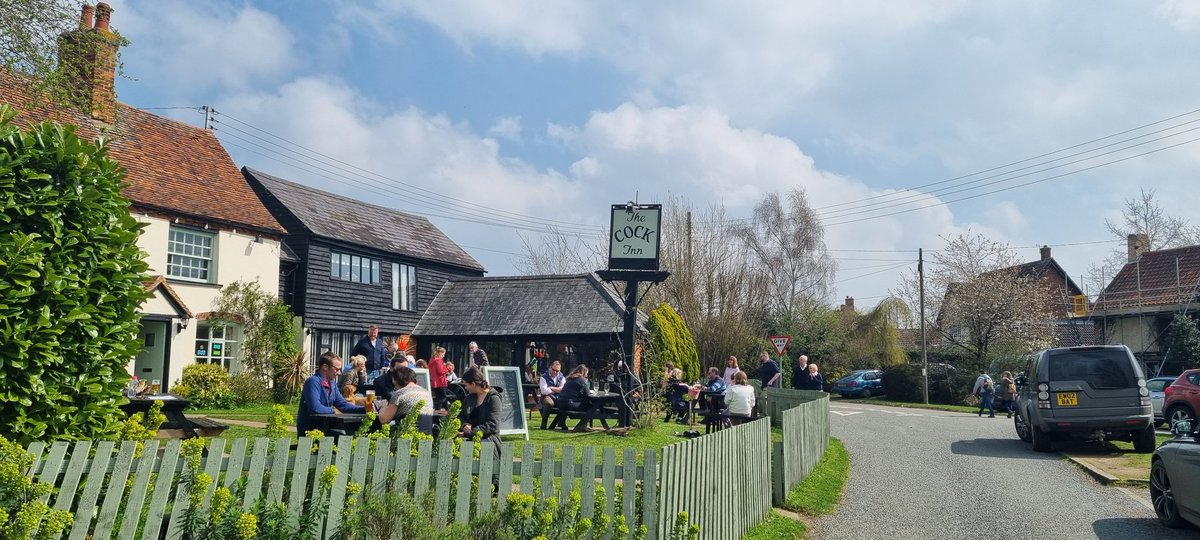 Wow ! What a day packed inside and out Happy Easter #Sunday #Easter #Suffolk #countrypub #pubsmatter
