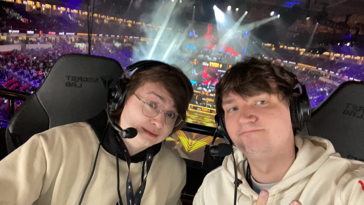 MeteosLoL's tweet photo. LIVE FROM RALEIGH FOR THE FINALS @LCSOfficial #lcswatchparty
https://t.co/Aka2nHaUNC https://t.co/gJal7rQZma