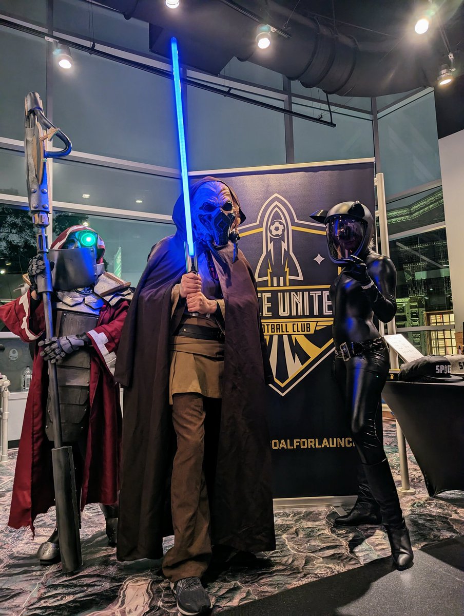 SpaceUnitedFC's tweet photo. Thank you @LAyurisnight @YurisNight! We had a total blast! 🚀 

We got sooo many postcards! @clubforfuture

#SpaceBros |@KahmeeloTV @goalforlaunch
⚽ #SpaceUnited  

See you next year 😎 https://t.co/eQYD7Azv1O