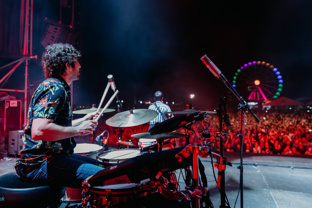Vaya locura @sansanfestival! 🎉

El primer festival del año siempre es sinónimo de fiesta, de reencuentros y de volver a emocionarse con cada nota.

Gracias por vivirlo con nosotros ❤️🙌🏻

Próxima parada: México! 🇲🇽 

📸 @rakelodel