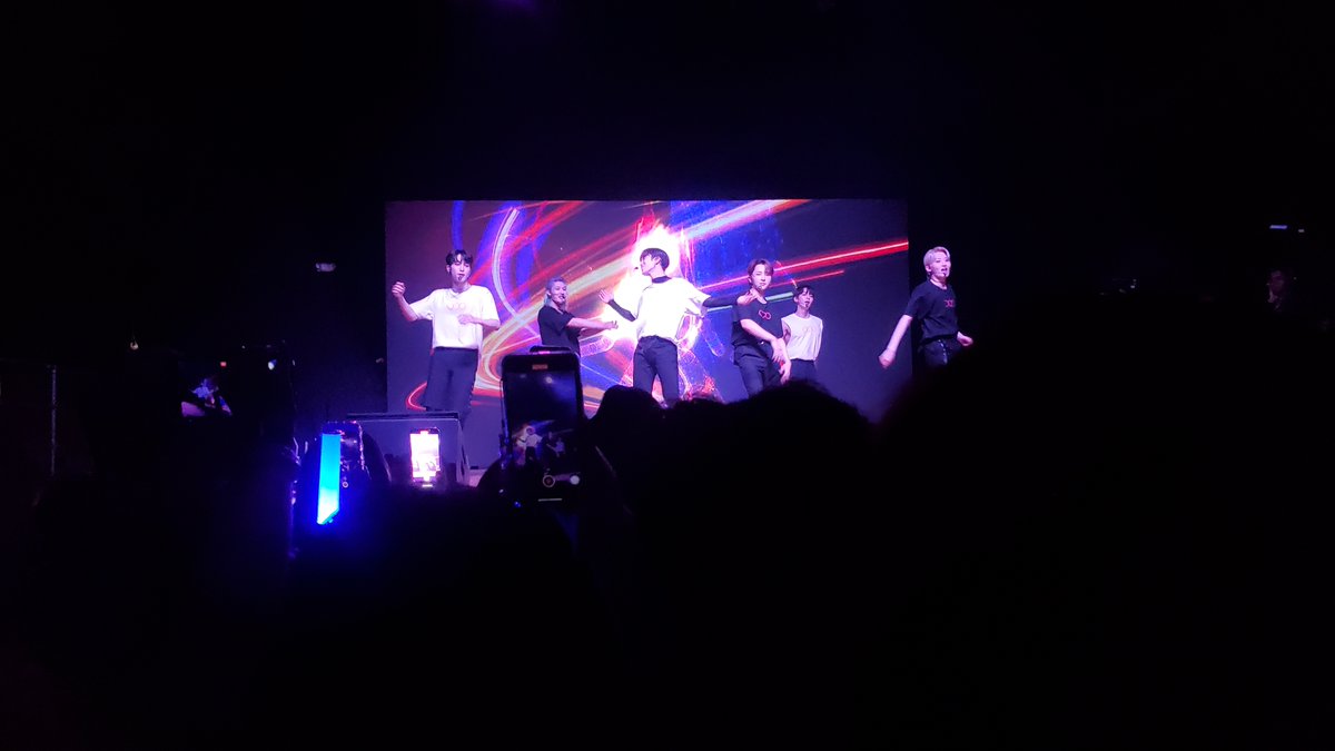MiMi_OOOlyOn's tweet photo. encore
#OnlyOneOfGrandAmericaTour
#OnlyOneOfAtlanta
#OnlyOneOf https://t.co/HBbW6JdP2M