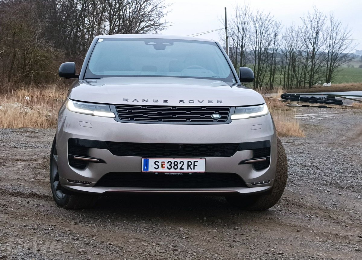 fDrivecz's tweet image. Líbí se vám Range Rover Sport a ještě jste nečetli náš test mild-hybridní verze? Naleznete jej na zde: fdrive.cz/clanky/test-ra…

#mildhybrid #hybrid #RangeRover #RangeRoverSport #rangeroversporthse