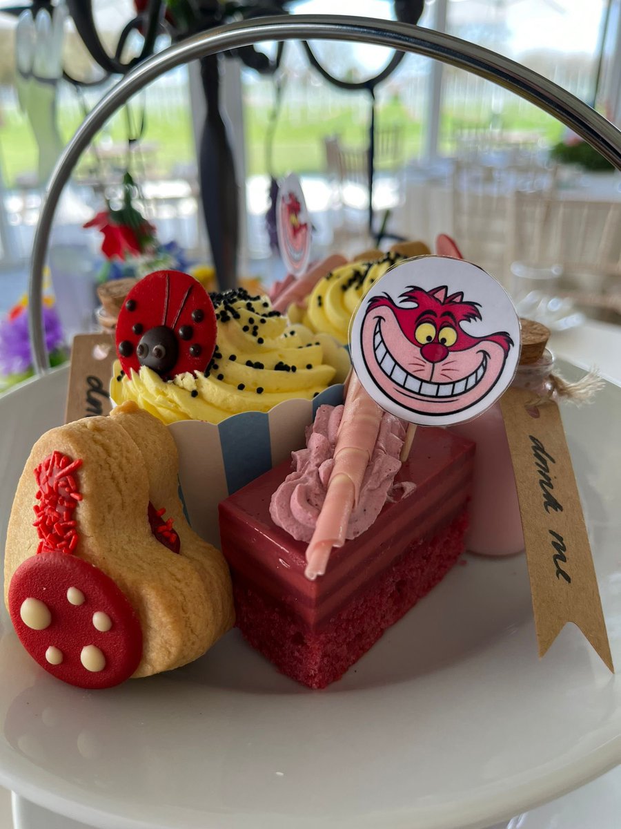 LlanerchVine's tweet photo. We have had the best Easter weekend seeing everyone at our Mad Hatters’ Tea Parties! Afternoon tea, egg hunts, dancing and games. The perfect Easter 🐰 #easteratLlanerch #afternoontea https://t.co/CMA7aoBUjv