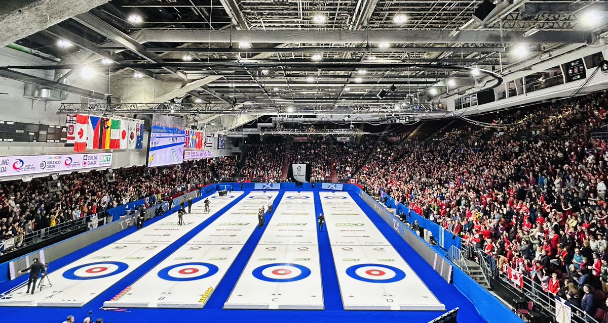 Devin_Heroux's tweet image. GAME 🥌🇨🇦🏴󠁧󠁢󠁳󠁣󠁴󠁿 TIME 

Good afternoon curling fans across Canada and around the world. It’s time for the gold medal game at the men’s world curling championship. What a scene. 

Canada 🇨🇦 vs Scotland 🏴󠁧󠁢󠁳󠁣󠁴󠁿 

ROLLLLLL CALLLLLL — where are you watching and cheering today? #cbccurl