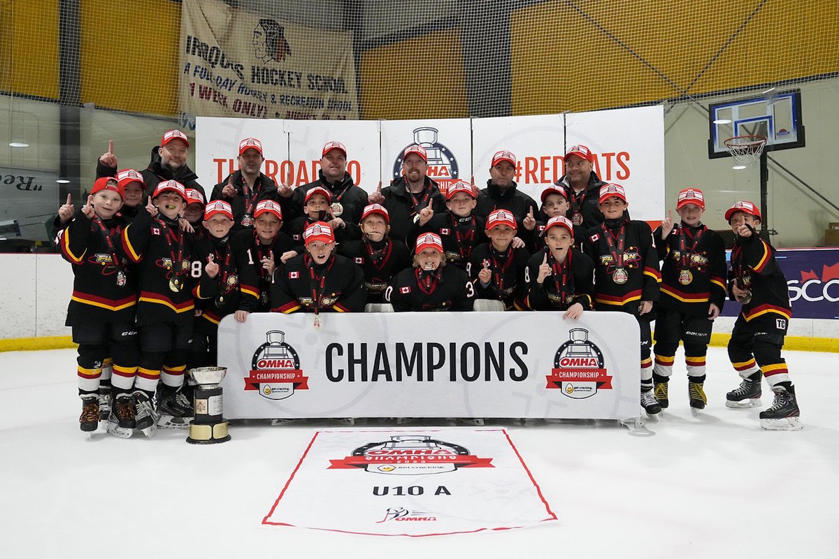 HometownHockey's tweet photo. We've got our first group of #RedHats winners from today's #OMHA Championships presented by @GetCracking!

U12 AA: Belleville Bulls
U15 Tier 3: Otonabee Wolves
U10 A: Centre Wellington Fusion
U11 Tier 3: Saugeen Shores Storm

More to come! https://t.co/reE47pvDpS https://t.co/KAQK3Seo6P