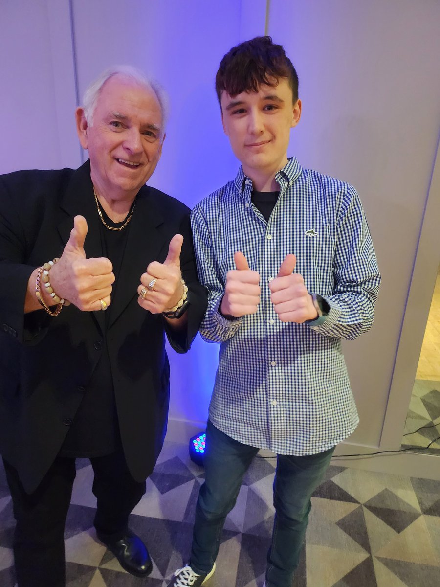 ConnollyAdhamh's tweet photo. Was Great Too Meet Uncle Hugo And Alastair Coyles at the Marine Hotel  for the Easter Country Dance @CoylesAlastair @ItsMeHugoD https://t.co/RWIqLx8ejm