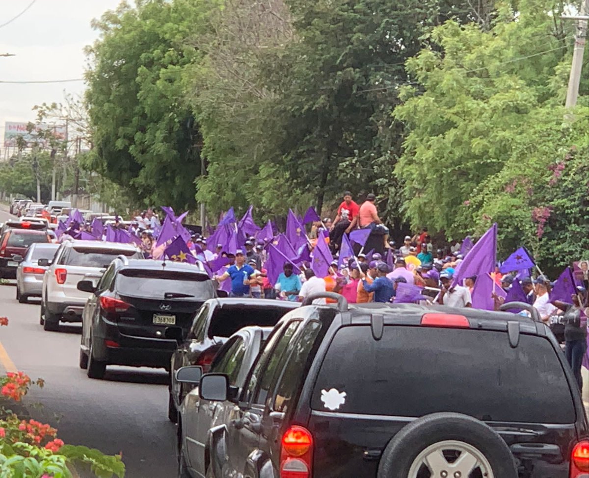 patriciaarbaje's tweet photo. Bienvenidos bañistas #OrgulloPld #AbelMartinez #Abel24 https://t.co/ggnA6DpheH