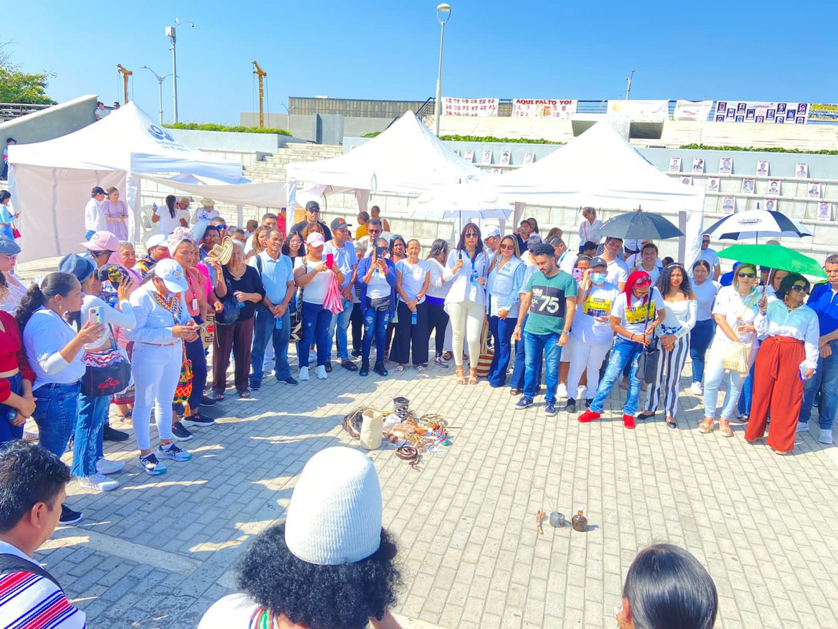 interior_atlant's tweet photo. En el Día Nacional de Memoria y Solidaridad con las #VíctimasDelConflicto conmemoramos a esta población que encontró en nuestro departamento un territorio de acogida 🕊️ gracias @UnidadVictimas por articular con nosotros para generar estos espacios de memoria y reconocimiento https://t.co/SbkjhAtikB