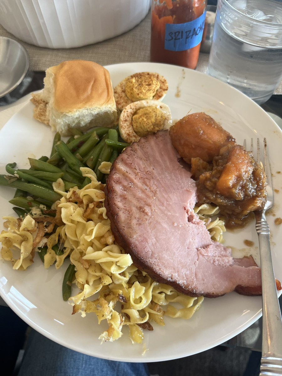 ✌️violeta!✌️ tweet media