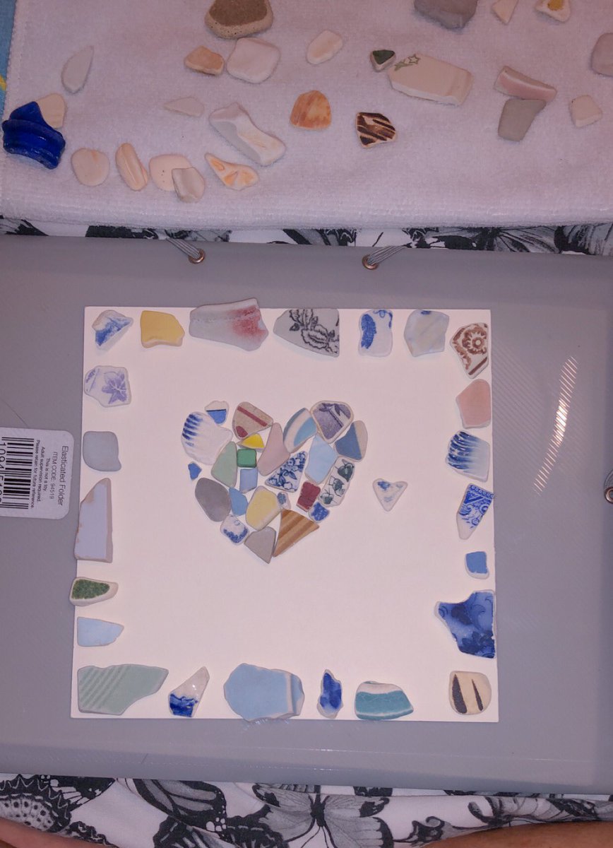 #mosaic #seaglass #seapottery 🤍