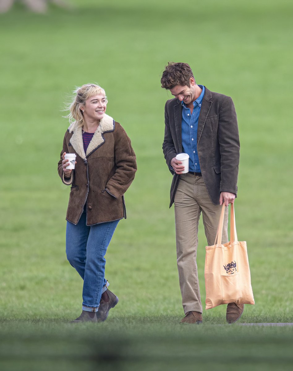 💫 Andrew Garfield Fan 💫 on Twitter "kicking my feet, twirling my hair x"