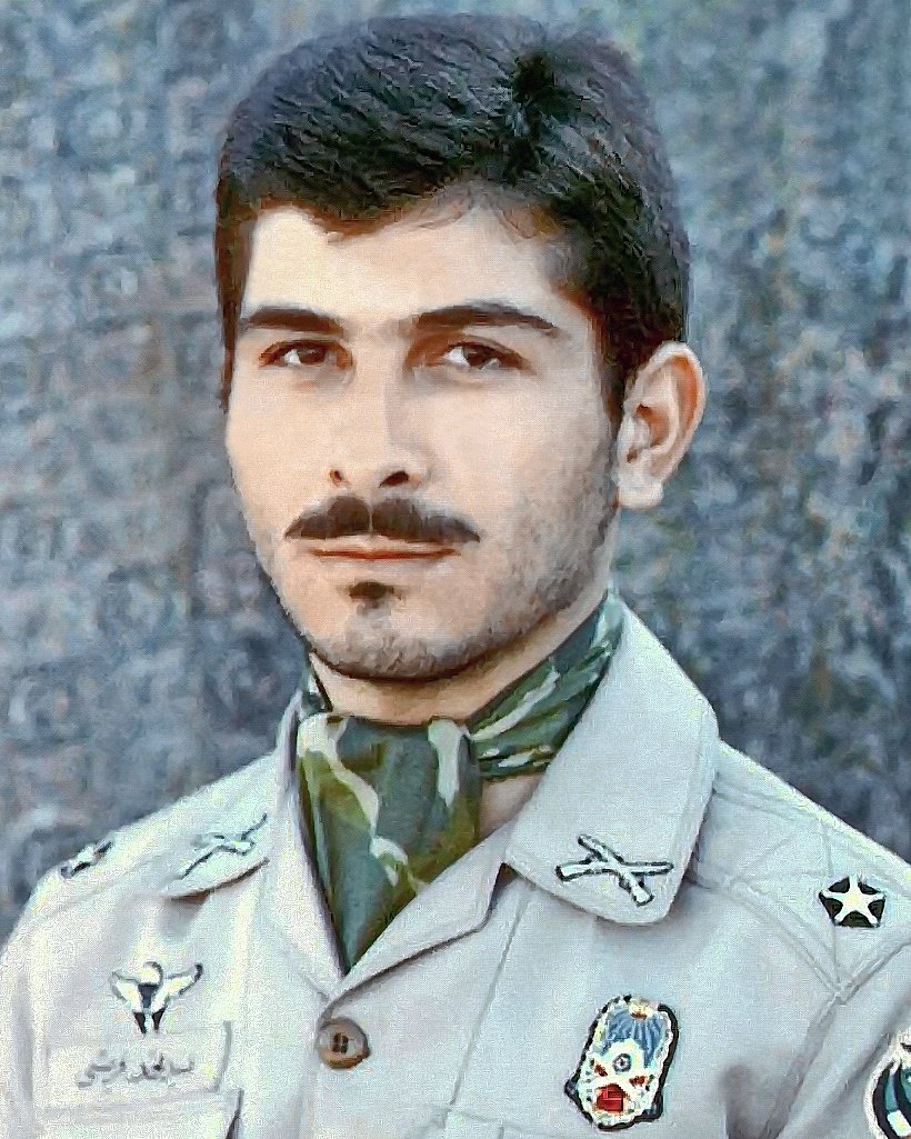 امروز ۲۱ فروردین ۳۵امین سالگرد شهادت دایی ام سیدمحمد قریشی است که درعملیات بیت المقدس ۵ درپنجوین مظلومانه به شهادت رسید. در این‌شب عزیز برای علو درجات او و والدینش (که هردو مرحوم‌ شده اند) و شفای مادر بیمارم که بسیار با این شهید مانوس بود، دعا کنید. این بنده را هم‌ فراموش نکنید.