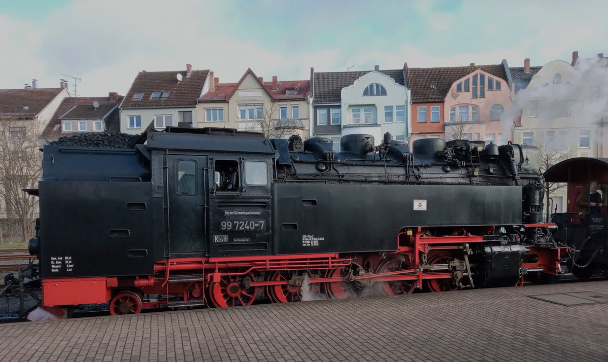 mikenarrowgauge's tweet photo. Random #narrowgauge #Schmalspurbahn #dailyphoto from #Nordhausen on the #Harzer #Harz #Schmalspurbahnen in #Germany #Deutschland @VisitGermanyUK @hiddenEurope @EuropeanRailTT @EuropeByRail @kate_frankie 🇬🇧🇪🇺🇩🇪😎👍 https://t.co/Ng0dGL4fJW