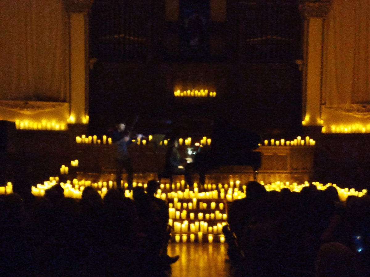 adelitadlg's tweet photo. Took my wife @JackiDeLaGarza to a Candlelight Concert last night. We had an amazing time. It was a tribute to Fleetwood Mac with a violin and a piano. 🤘❤️🤘 https://t.co/hmSnfbuOtg