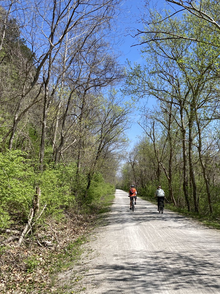 runningstl's tweet photo. 15+ mile bike ride on the KATY Trail. #cycling #missouri #missourioutdoors #missouricycling #missouriadventure #katytrail   @greatriversstl #buschgreenway @mostateparks https://t.co/EONQ6R3YUR